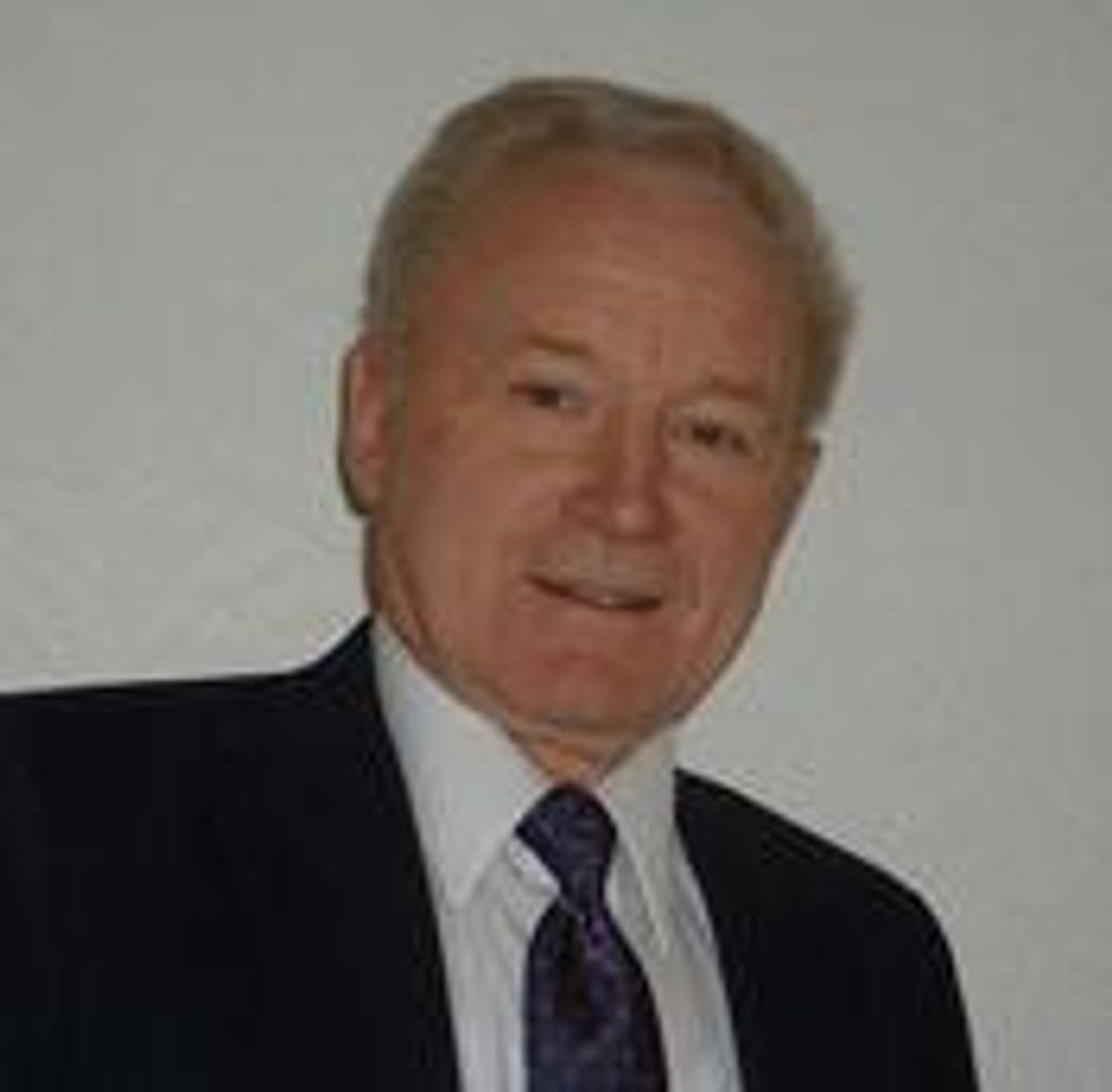 Lorenzo "Ren" Edwards