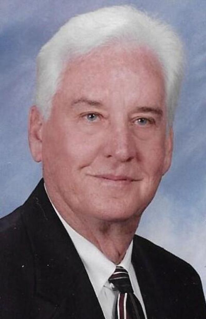 Lenox Britt