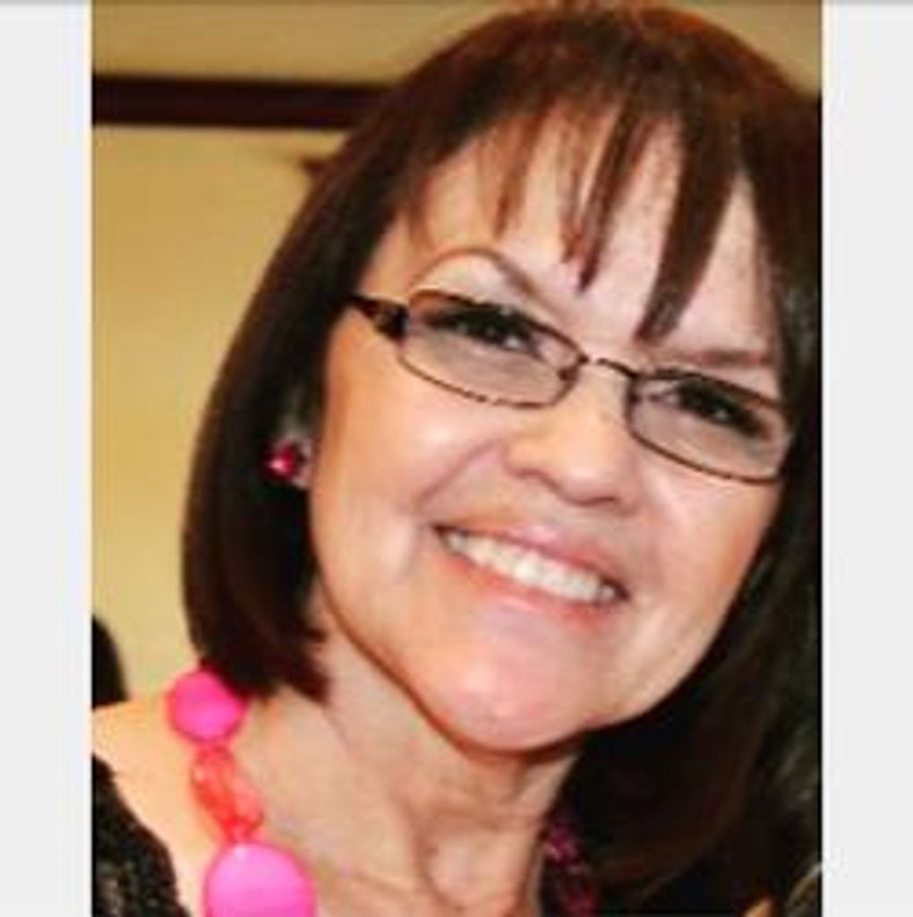 Evangelina "Eva" Lopez