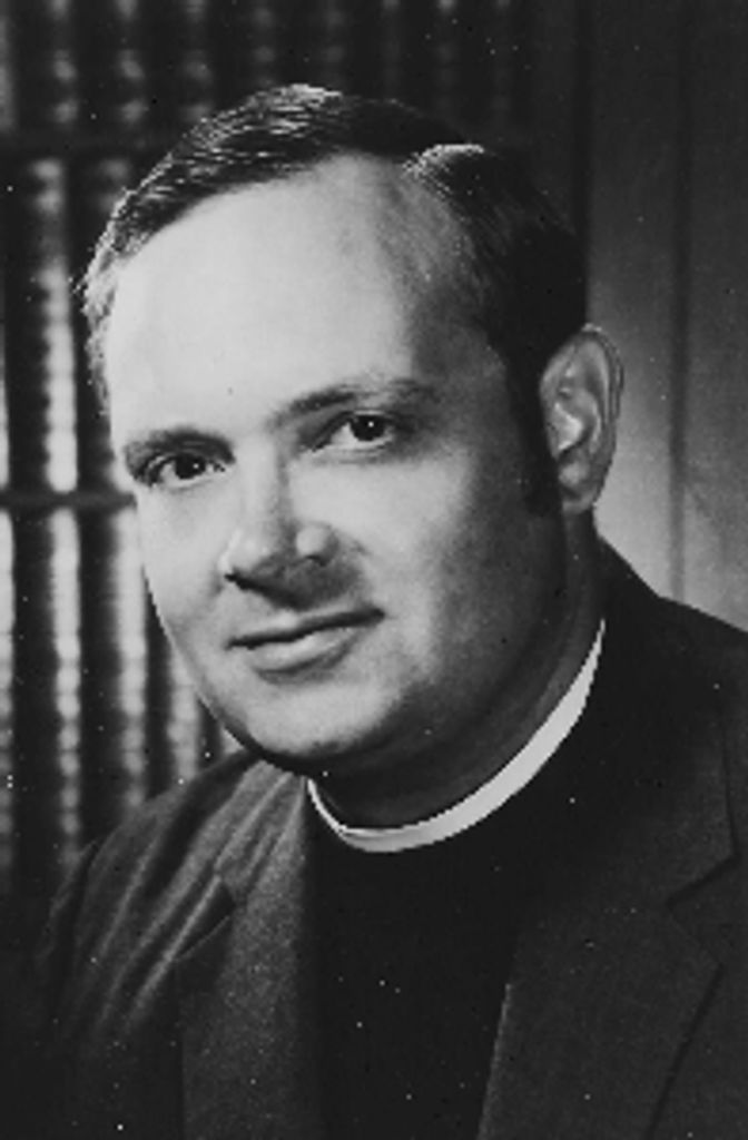 Robert Blice Graves Profile Photo