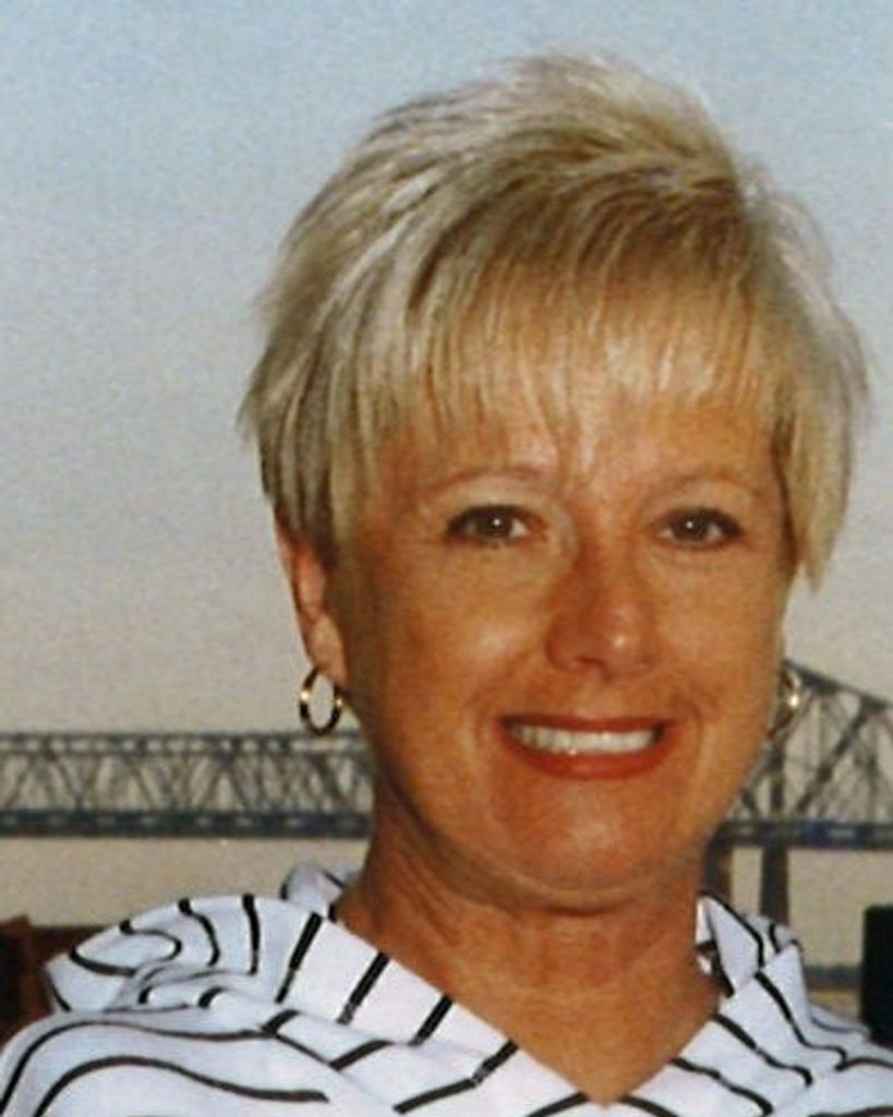 Mitzi Akin Smith