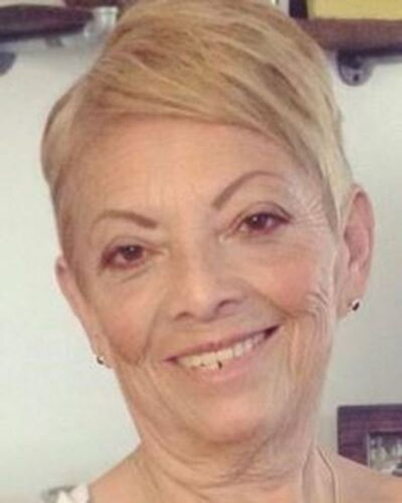 Alejandra Castellanos Profile Photo