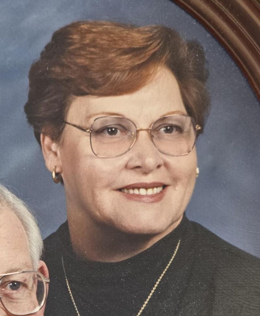 Joan Simmons Profile Photo