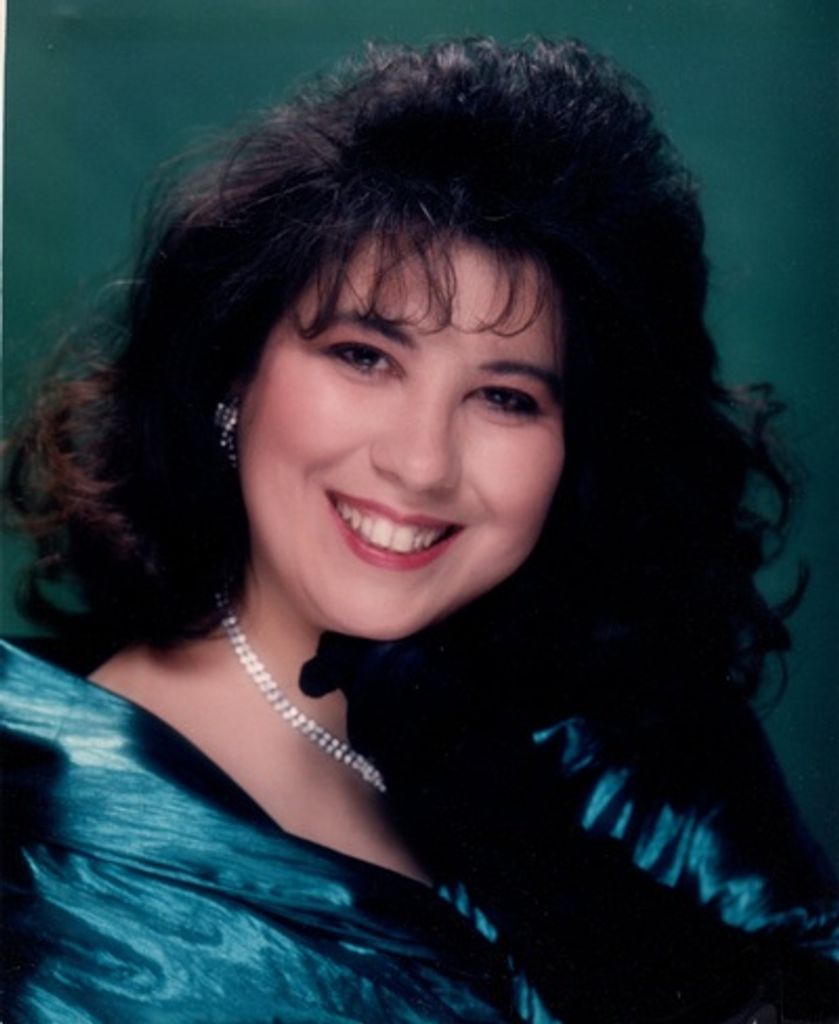 Elizabeth Marie Golding Profile Photo