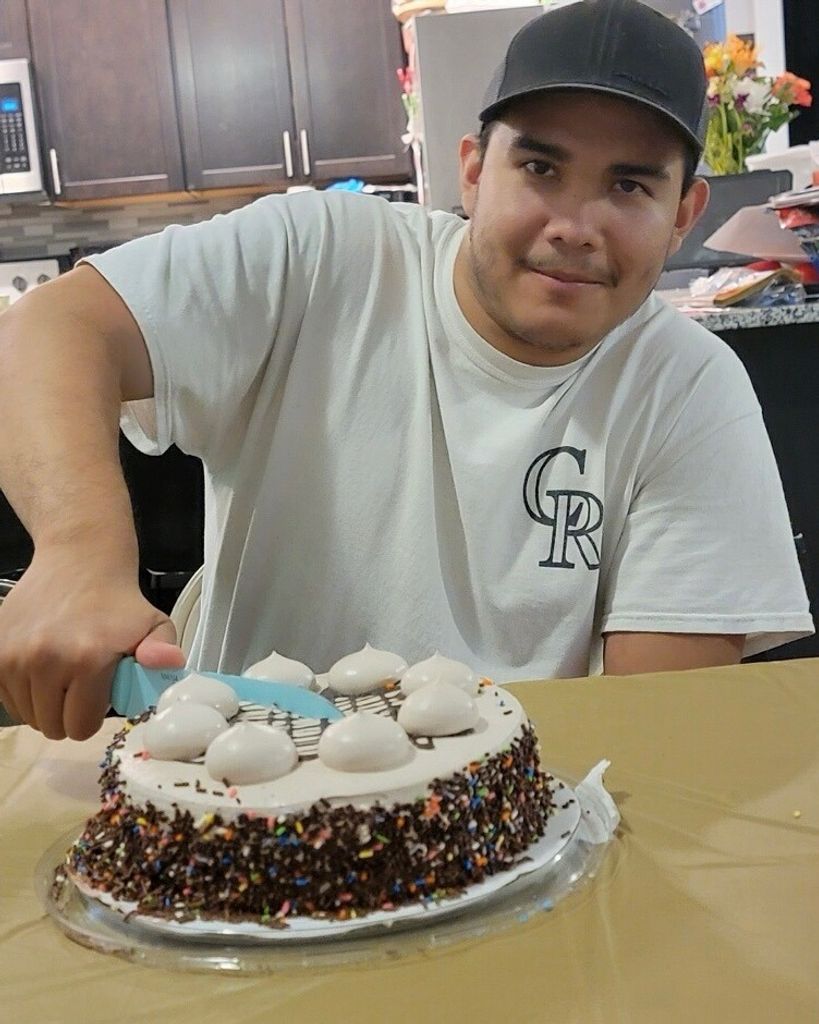 David Soto-Frayre Profile Photo