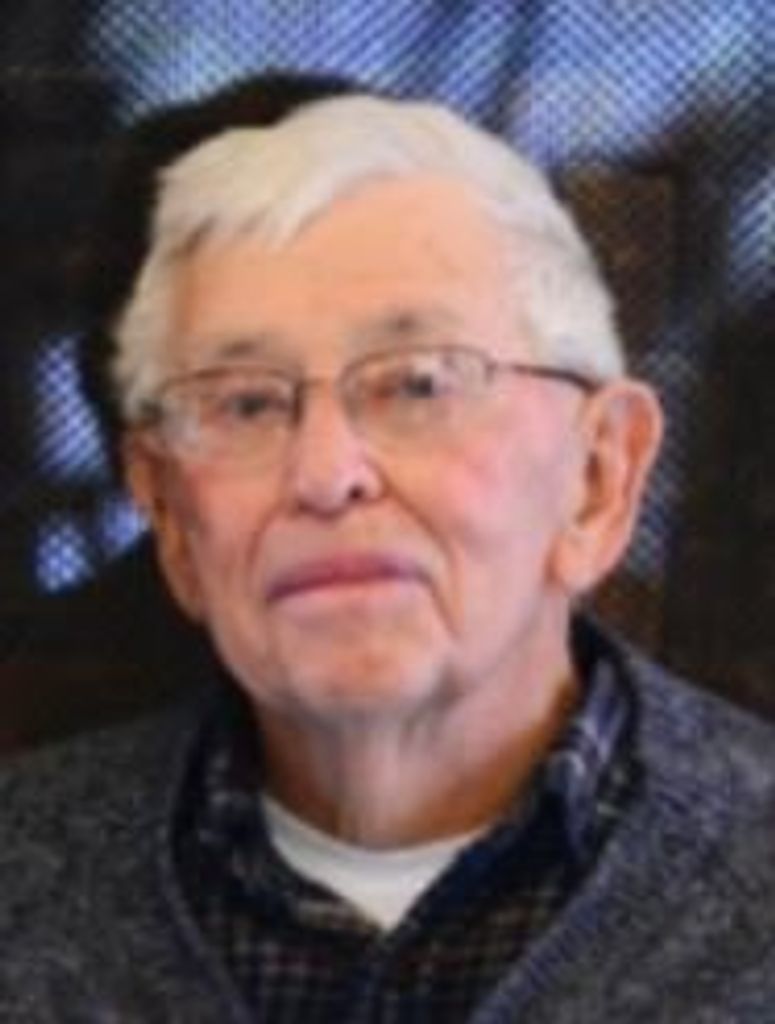 Earl F. MacMillen