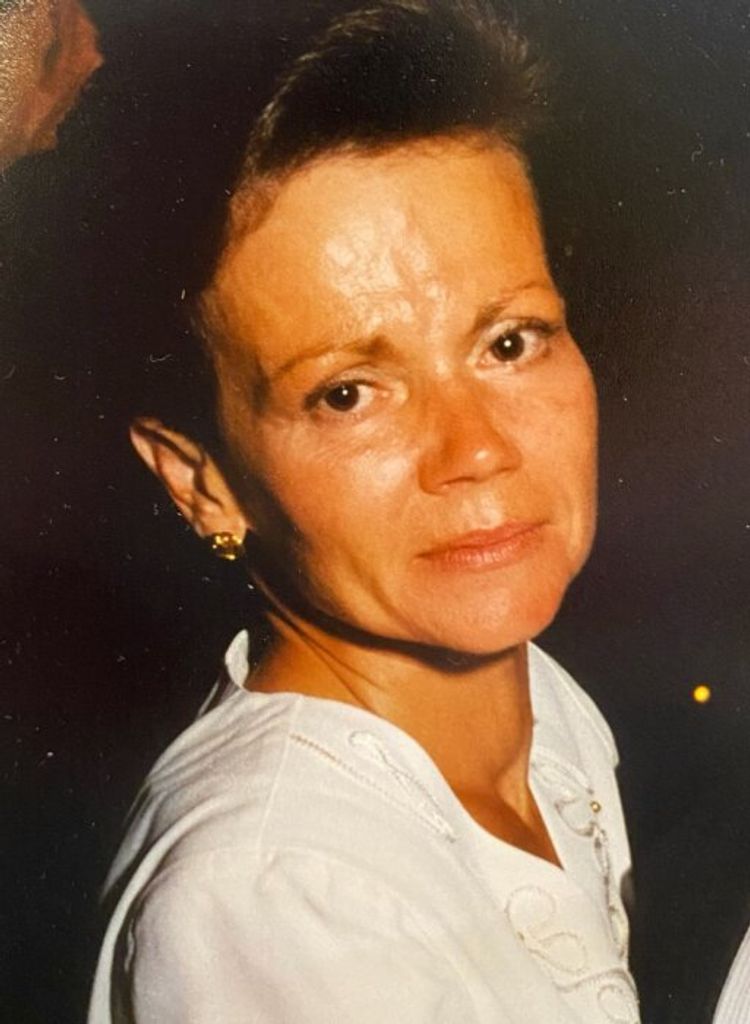 Deborah Lynn Favinger Profile Photo