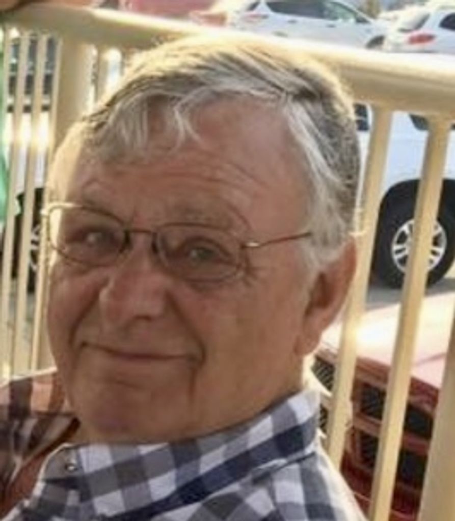 Charles Hilton Profile Photo