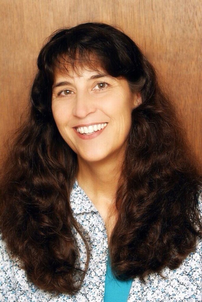 Valerie (Sos)  Peters