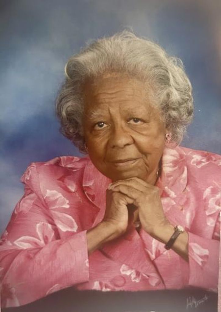 Julia Kellum Profile Photo