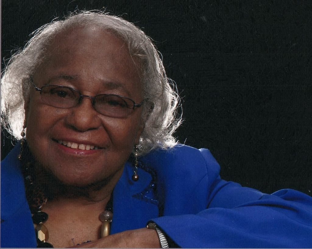 Janet Dolores (Hill)  Commodore