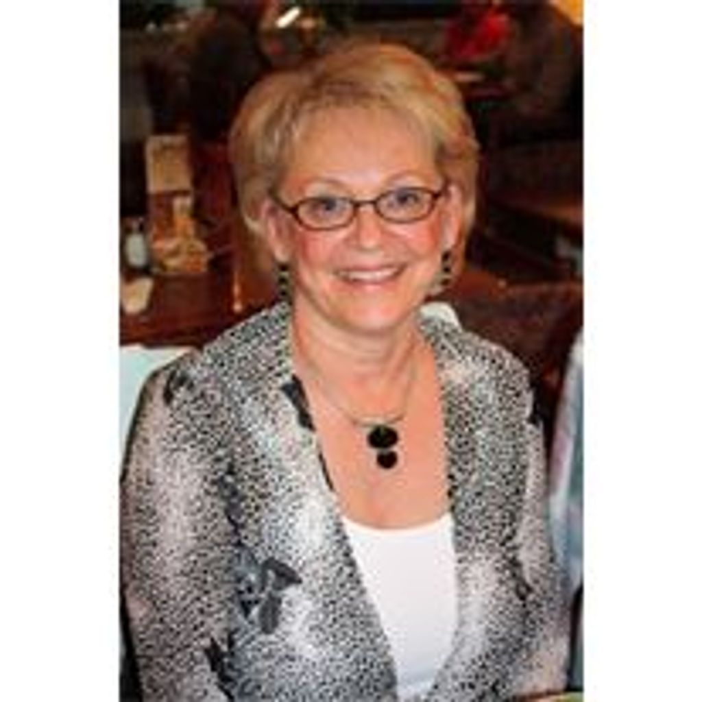 Carolyn Marie Hoffland