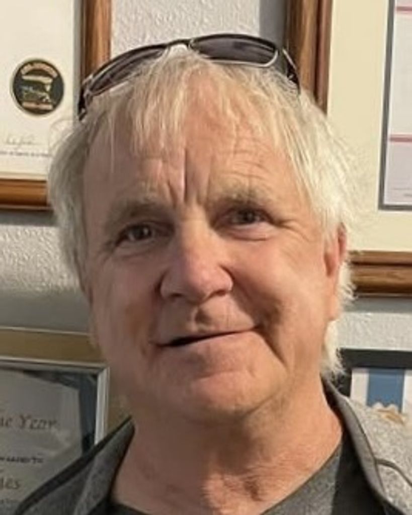 Wallace Everett Hloucha Jr. Profile Photo