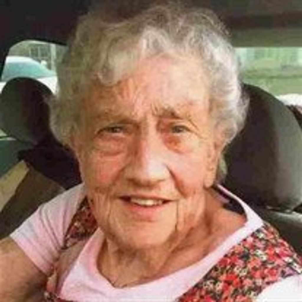 Gloria  M. Vang