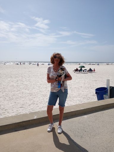 Karen Floor photo gallery thumbnail 100 of 206