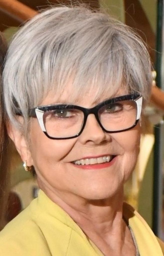 Mary Beth Horn Profile Photo