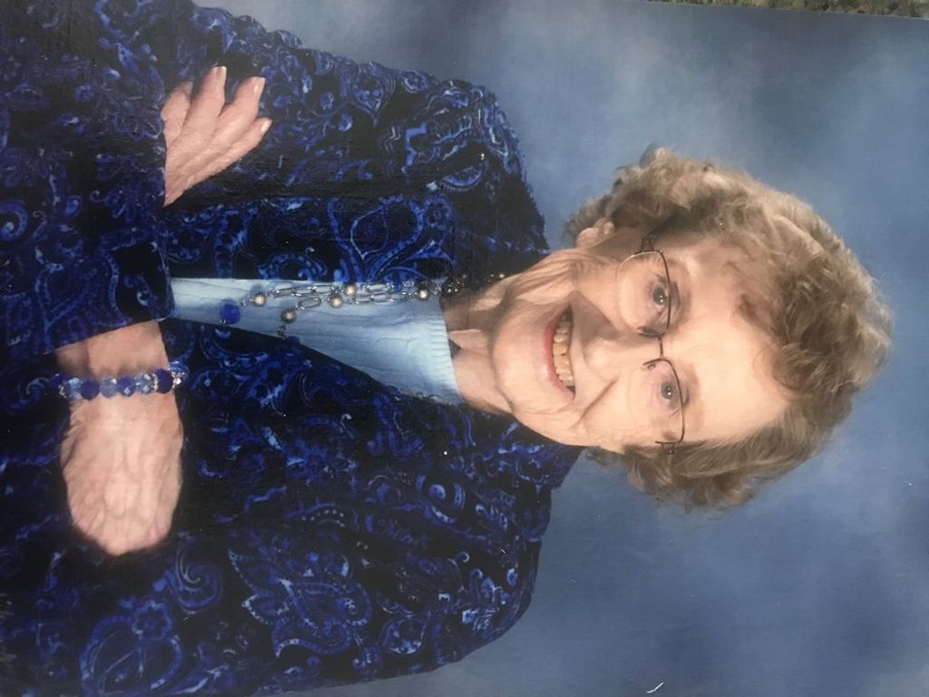 Clara "Mama Sue" Dills
