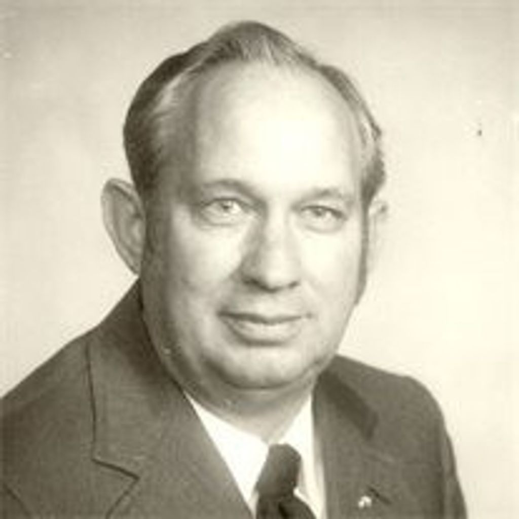 Wallace Tuck