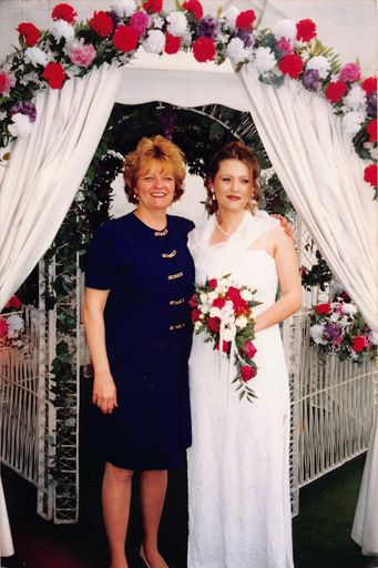Kathleen Willock-Frank photo gallery thumbnail 10 of 88