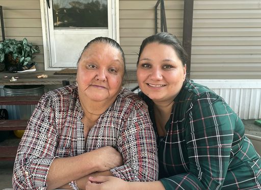 Maria Guadalupe Salinas photo gallery thumbnail 119 of 200
