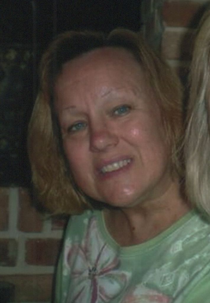 Janet (Hojnacki)  Tabaczynski