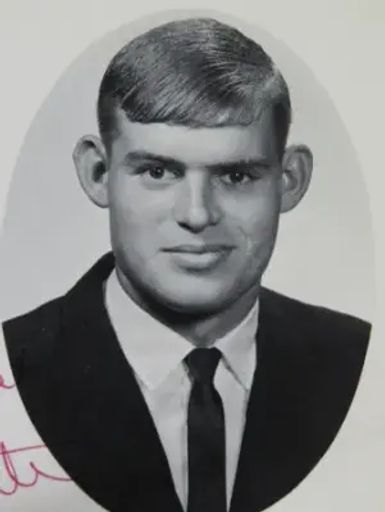 Larry Button Profile Photo