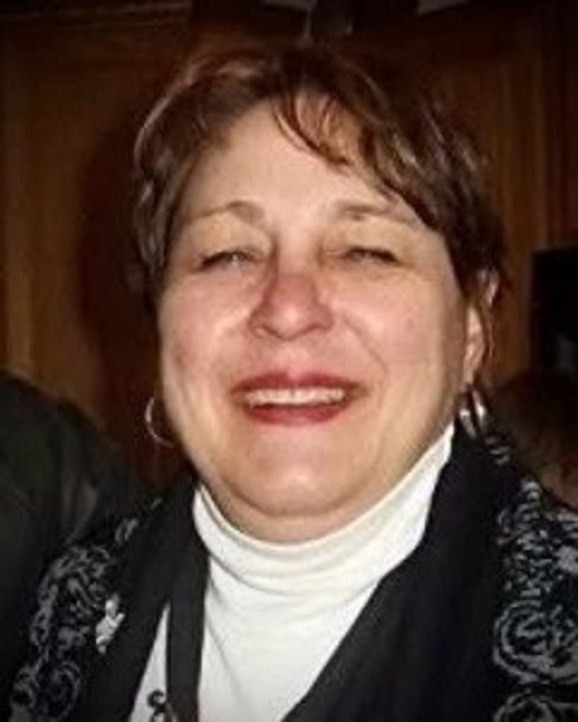 Julie Ann Price Profile Photo