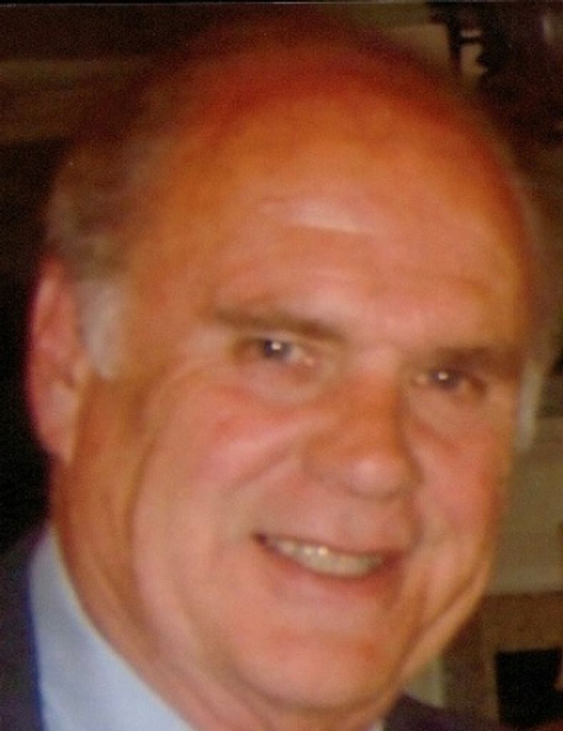 Timothy Hogan Profile Photo