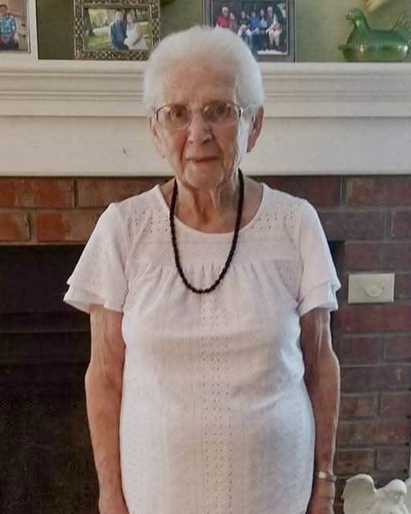 Carolyn Louise Desjarlais