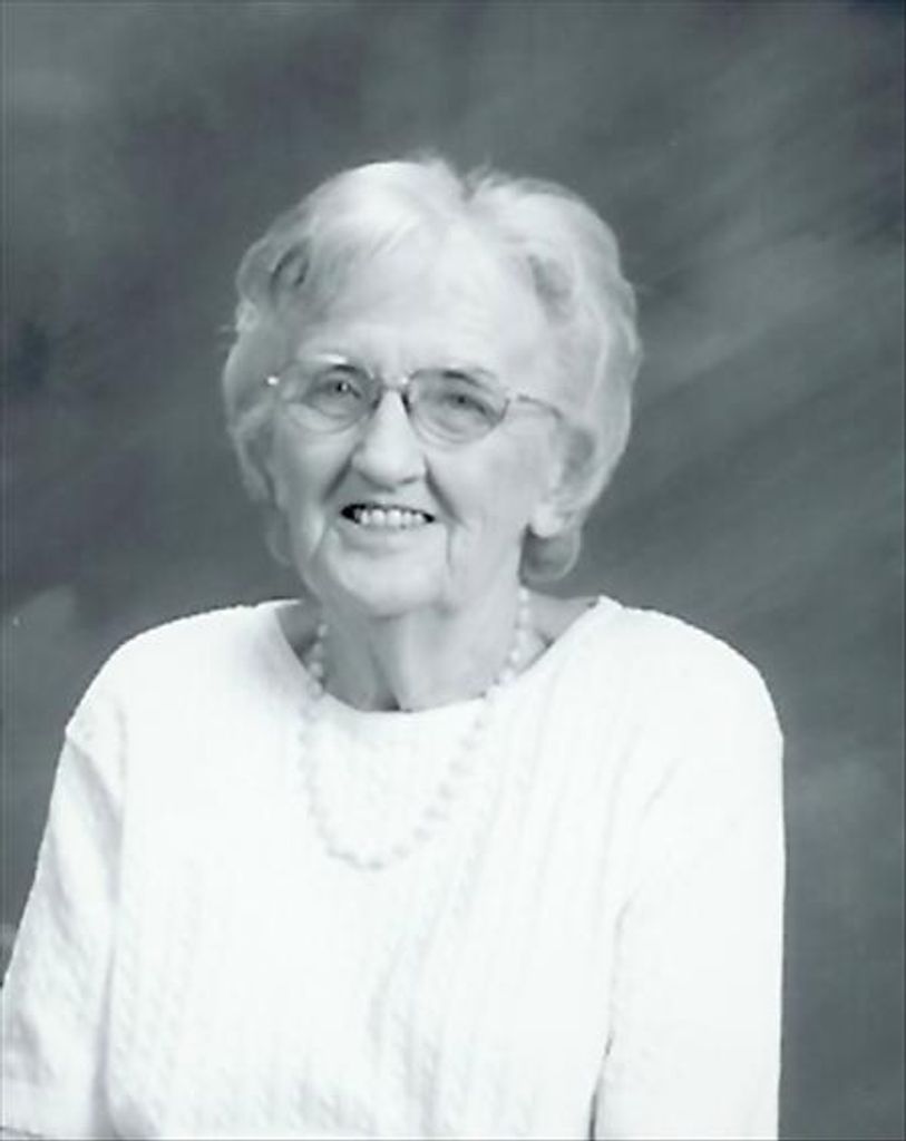 Lauraine Smolik