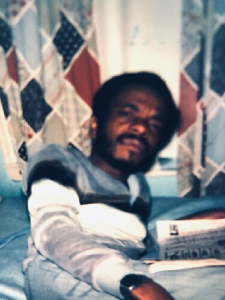 Robert Washington 69 Profile Photo