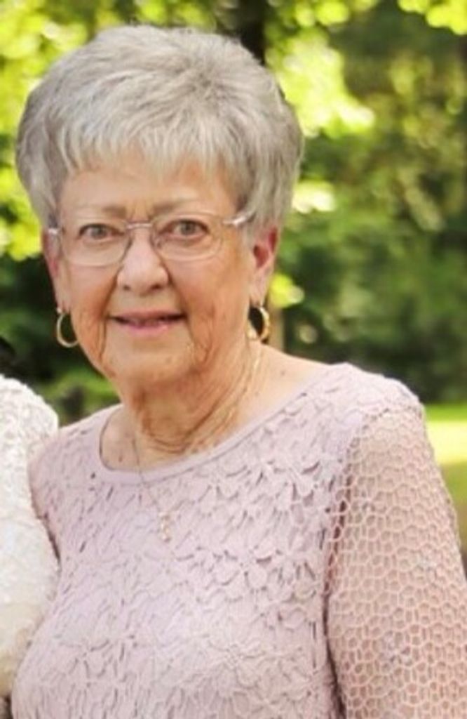 Wanda Lou Yates Profile Photo