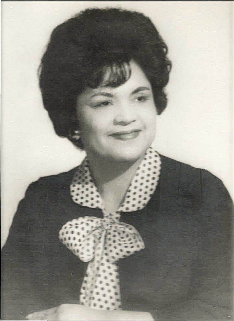 Carmen Elfrez (Martinez) Profile Photo