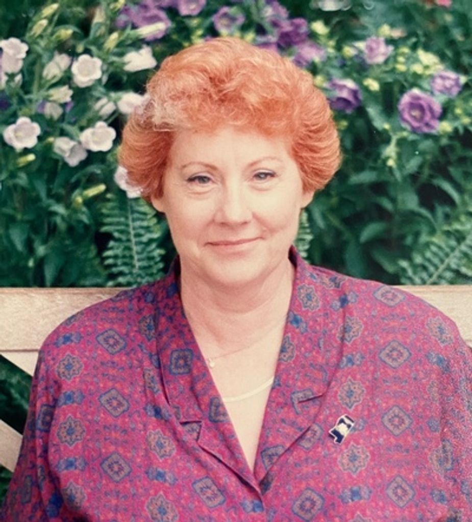 Sarah Collins Profile Photo