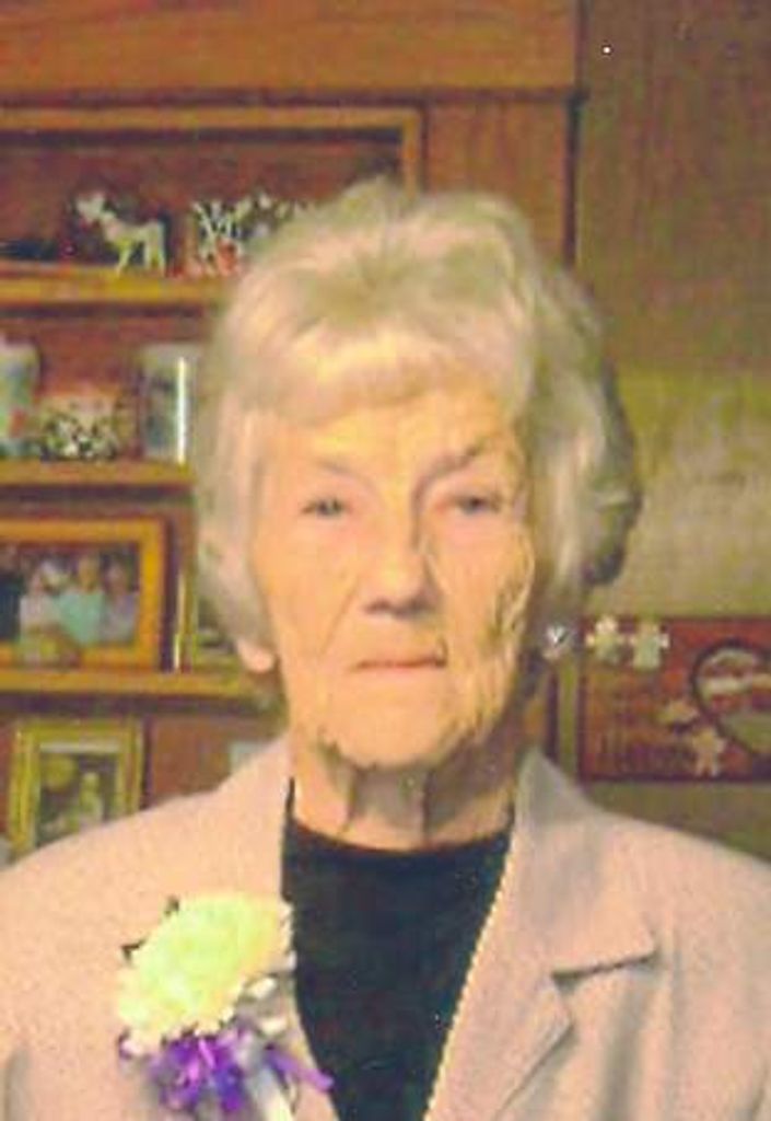Maxine Pew Profile Photo