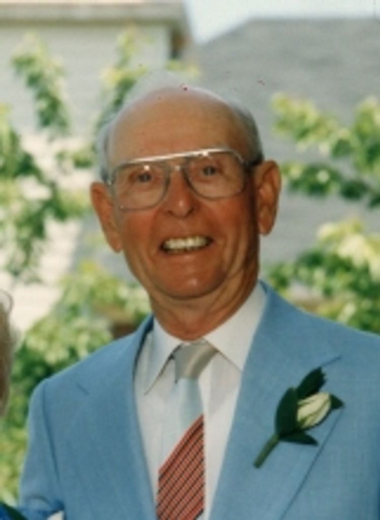 Roger  Charles Crews
