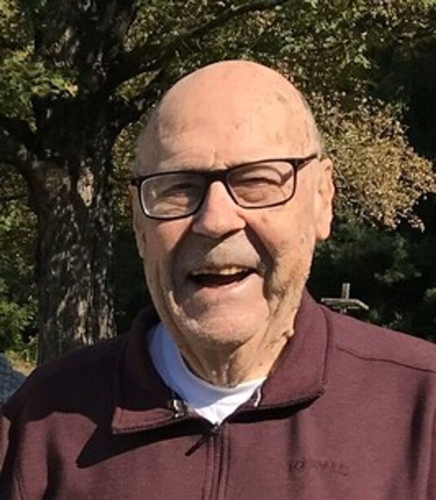 Lionel Macdonald Profile Photo