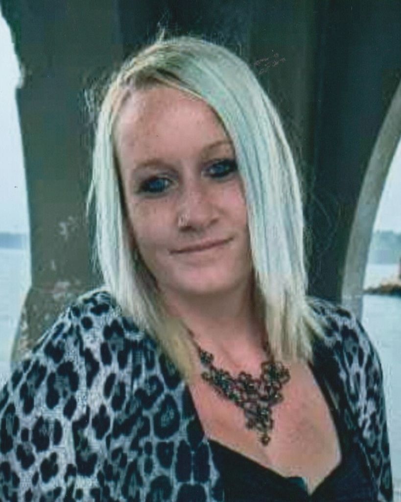Ashley Amber Manney Profile Photo