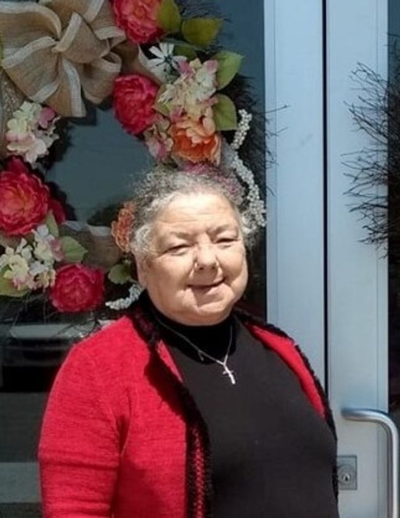Patricia Lou (Lynn)  Hall Profile Photo