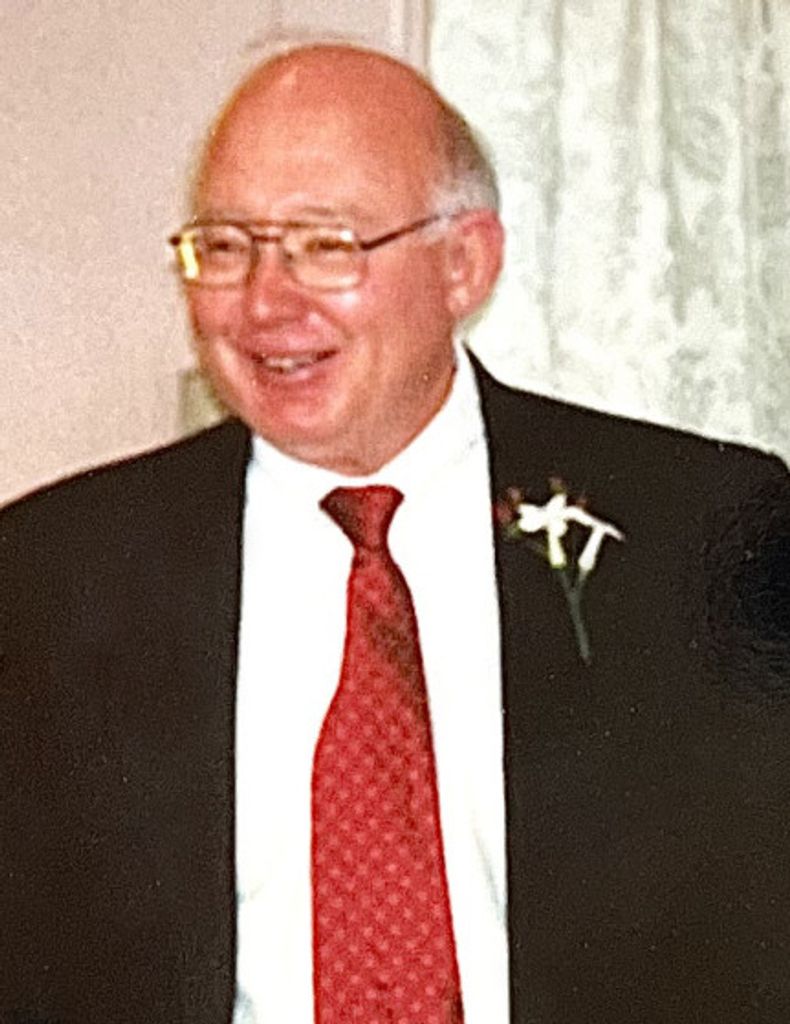 Robert J. "Bob" Mcarthur Profile Photo