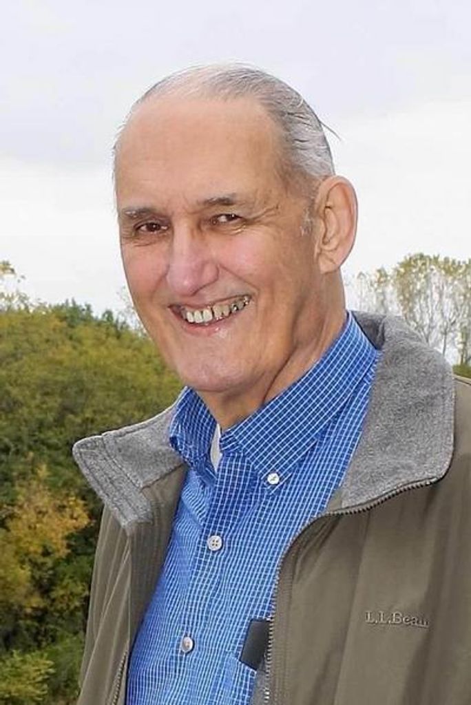 Kenneth "K.R." Kneale