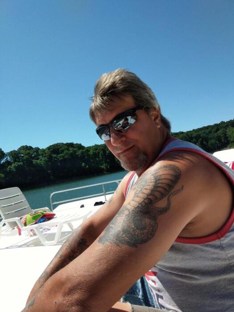 Larry E. Nevins, Jr. Profile Photo