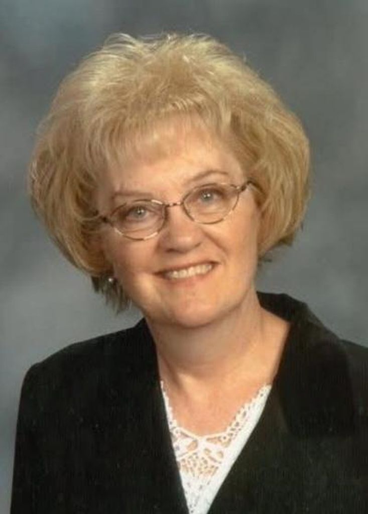 Julia E Frey Profile Photo