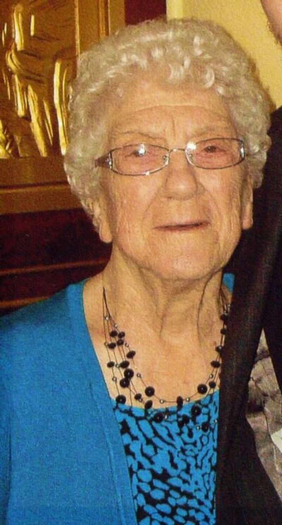Susie Carrie Blanche Hodder Profile Photo