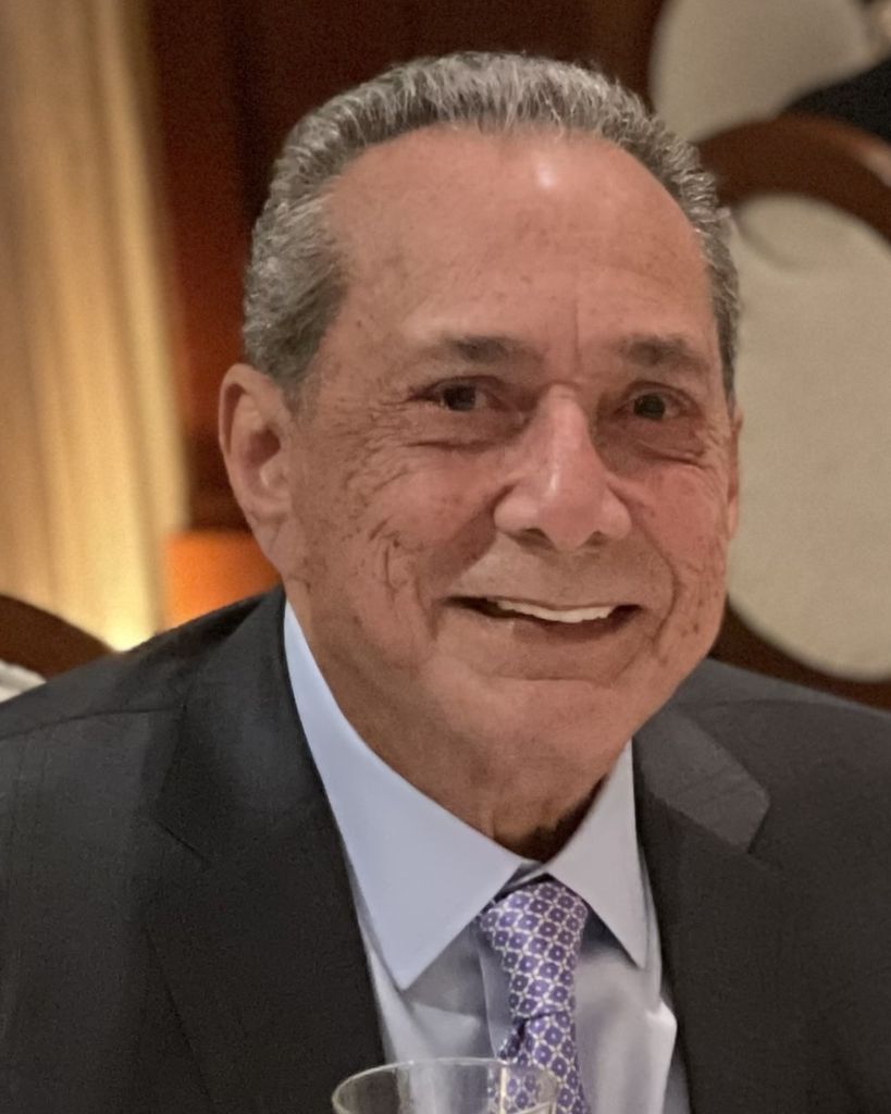 Manuel Mercado Profile Photo