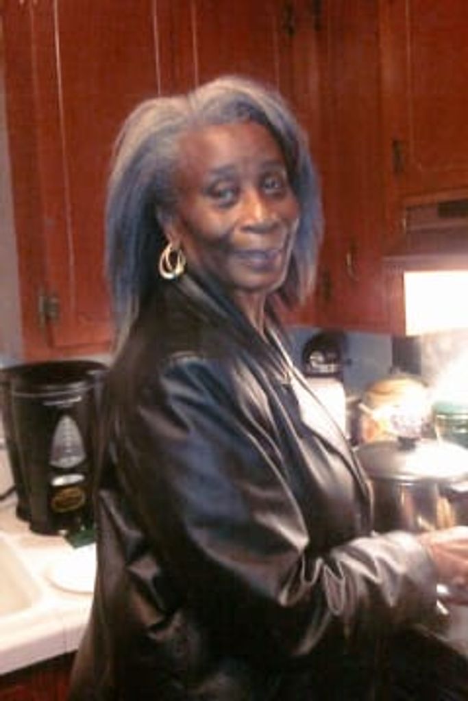 Bertie Mae  Echols