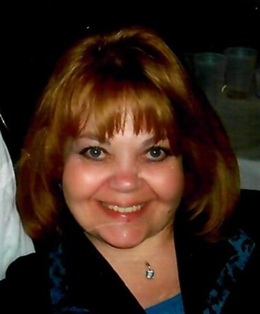 Antoinette Zec Profile Photo