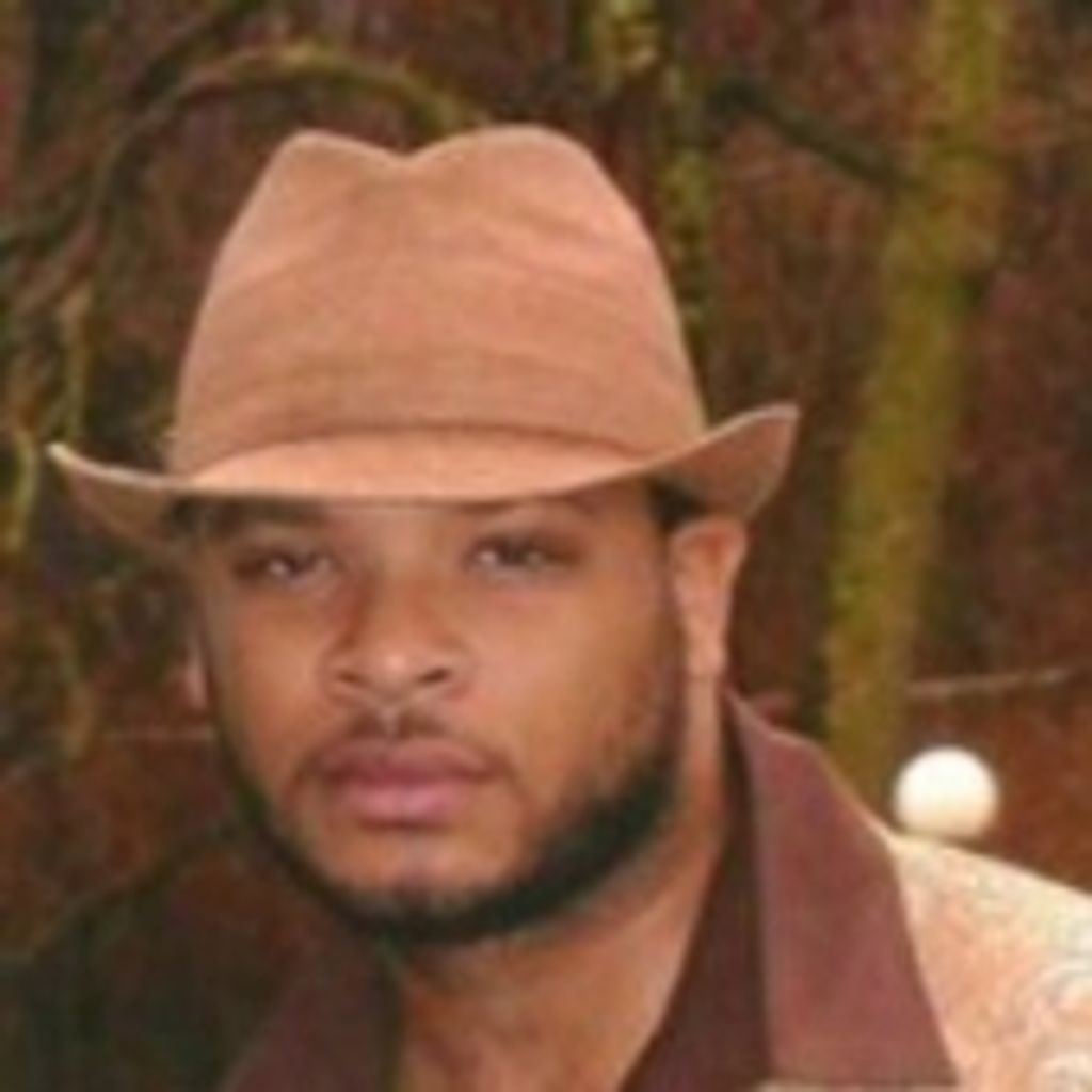 Darryll  Andrew Snow