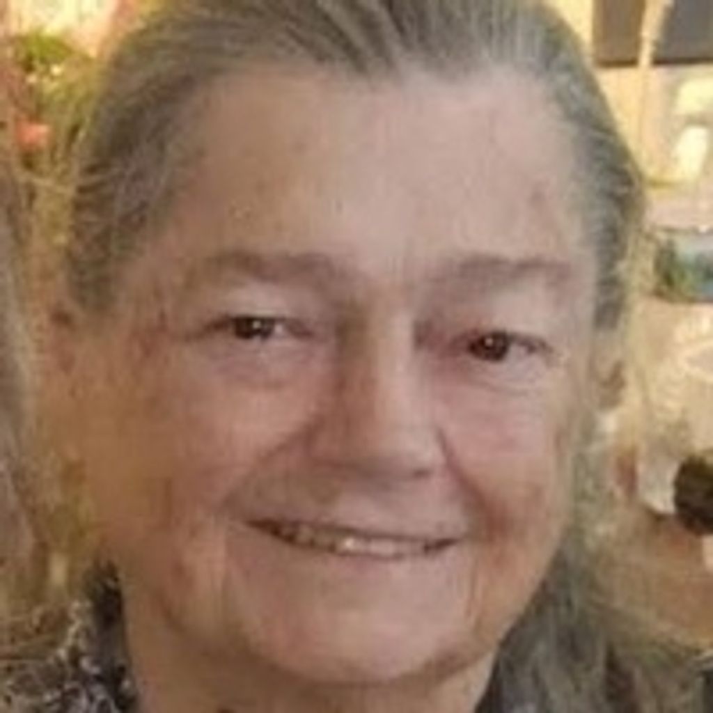Carolyn  Cofell Bettencourt