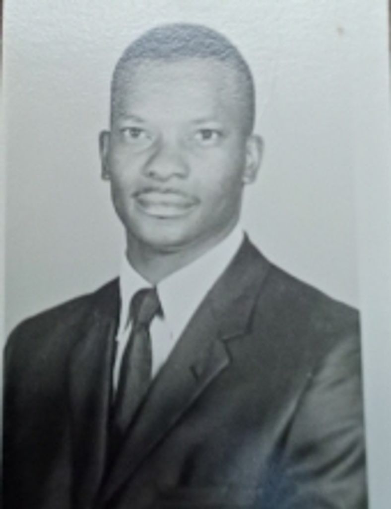 Thomas J Farlow, Jr. Profile Photo